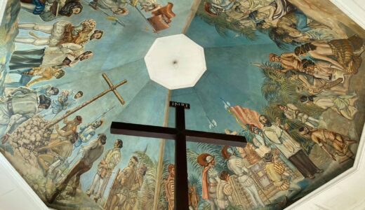 マゼランクロスの天井画